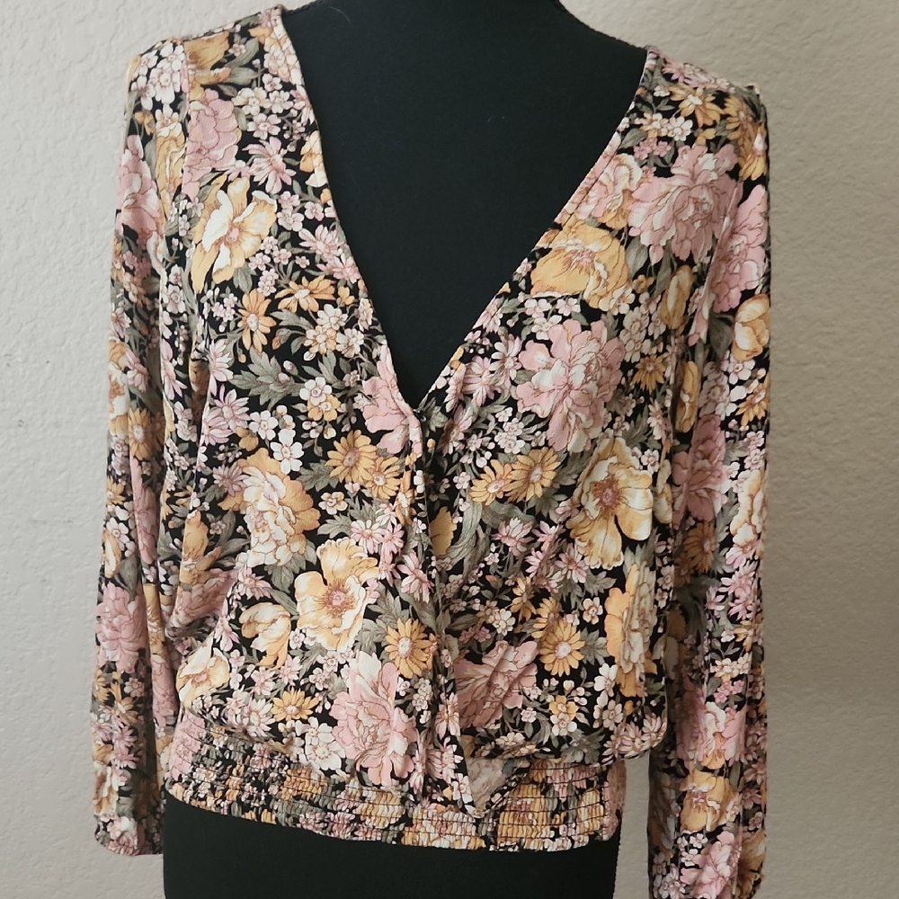 American Eagle Outfitters Floral V-Neck Blouse - Pink and Yellow